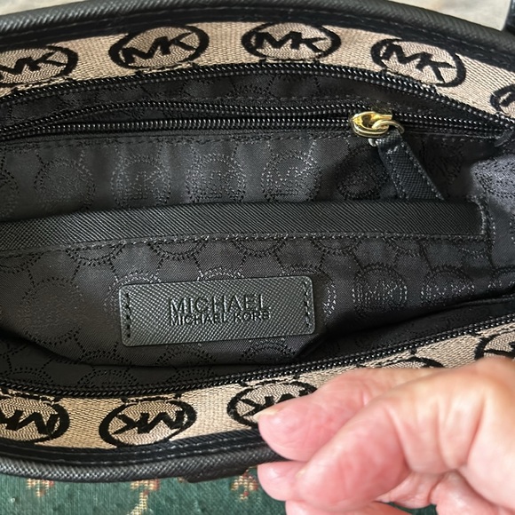 Michael Kors jet set MK signature shoulder bag ver clean cloth bag - Picture 10 of 10